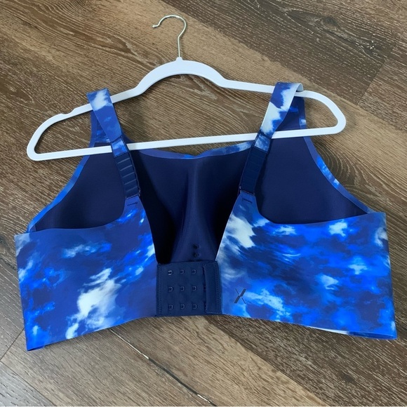 Knix Womens catalyst Bra blue white tie dye 8+ - Picture 6 of 7